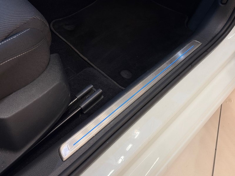 Used Volkswagen Golf 2019 for sale - 77602061: Photo 40