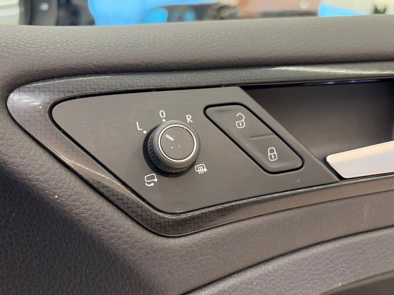 Used Volkswagen Golf 2019 for sale - 77602061: Photo 42