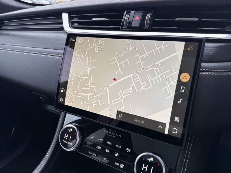 Used Jaguar F-Pace 2021 for sale - 77848250: Photo 11