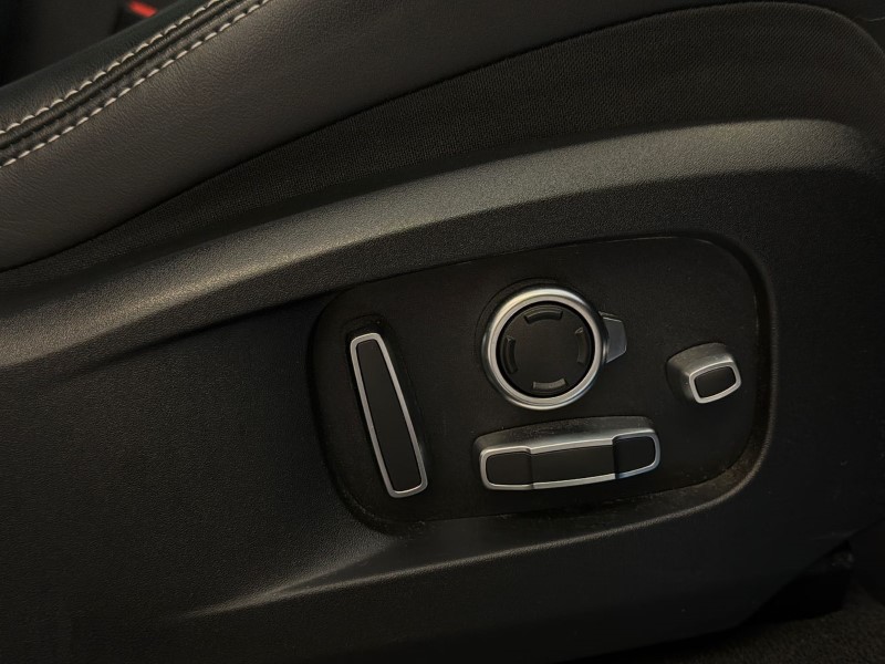 Used Jaguar F-Pace 2021 for sale - 77848250: Photo 24