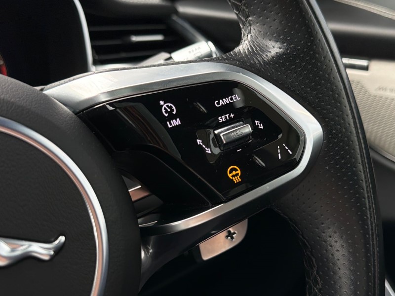 Used Jaguar F-Pace 2021 for sale - 77848250: Photo 27