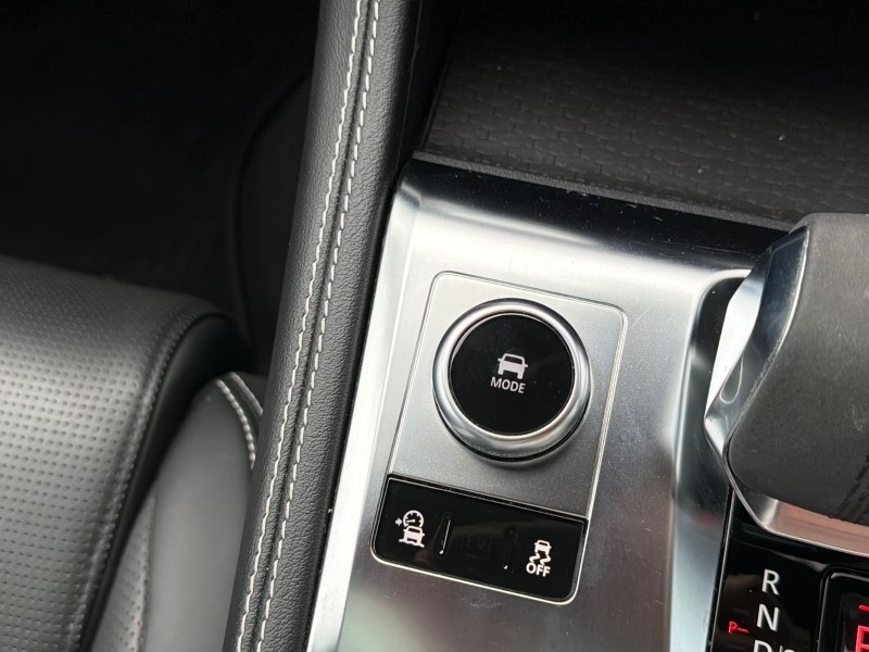 Used Jaguar F-Pace 2021 for sale - 77848250: Photo 33