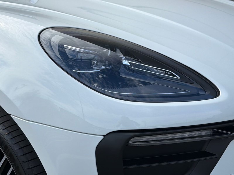 Used Land Rover Range Rover Velar 2026 for sale - 78081272: Photo 17