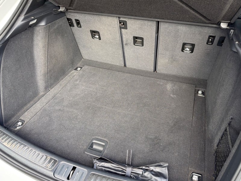 Used Land Rover Range Rover Velar 2026 for sale - 78081272: Photo 37