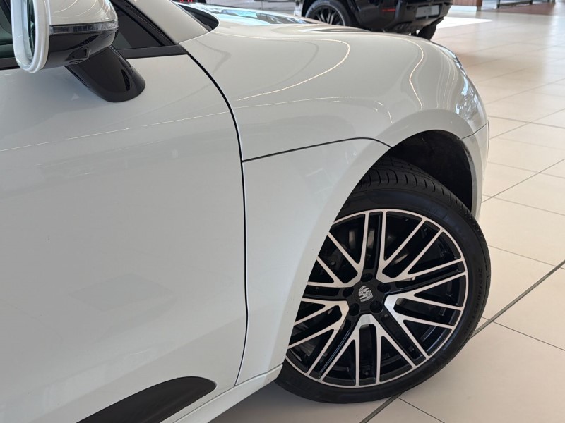 Used Land Rover Range Rover Velar 2026 for sale - 78081272: Photo 47