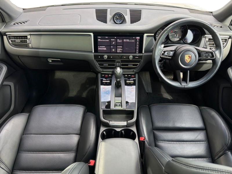 Used Land Rover Range Rover Velar 2026 for sale - 78081272: Photo 9