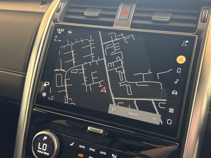 Used Land Rover Discovery 2023 for sale - 78081274: Photo 11