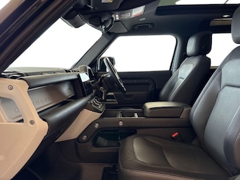 Used Land Rover Defender 2024 for sale - 79287246: Photo