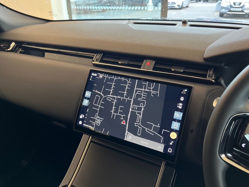 Used Land Rover Range Rover Velar 2025 for sale - 76981245: Photo 11