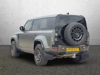 Used Land Rover Defender 2025 for sale - 78509573: Photo