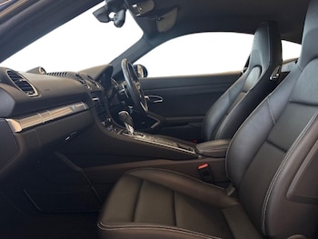 Used Porsche Cayman 2024 for sale - 78813194: Photo