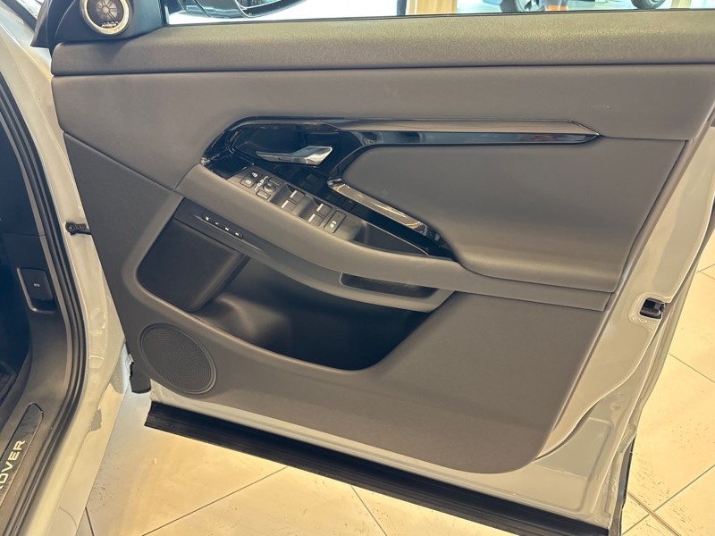 Used Land Rover Range Rover Evoque 2025 for sale - 76981352: Photo 22