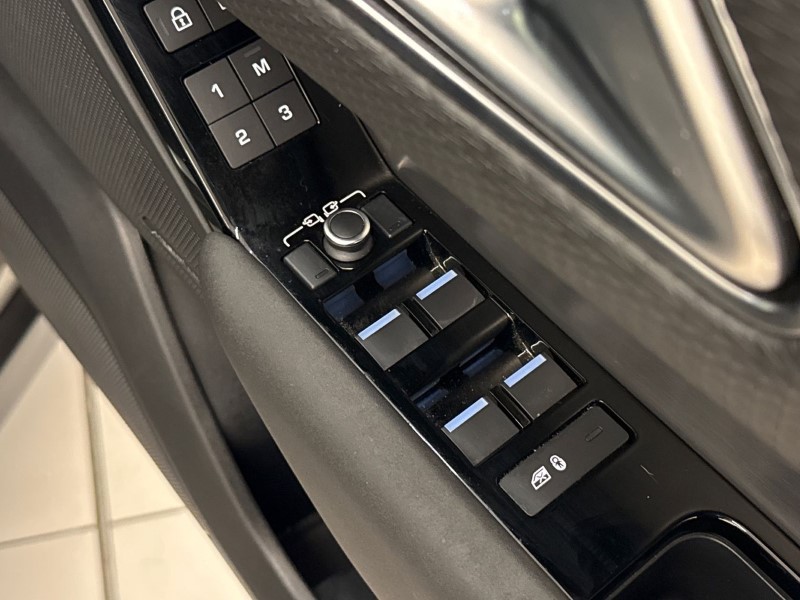 Used Land Rover Range Rover Velar 2021 for sale - 77420550: Photo 23