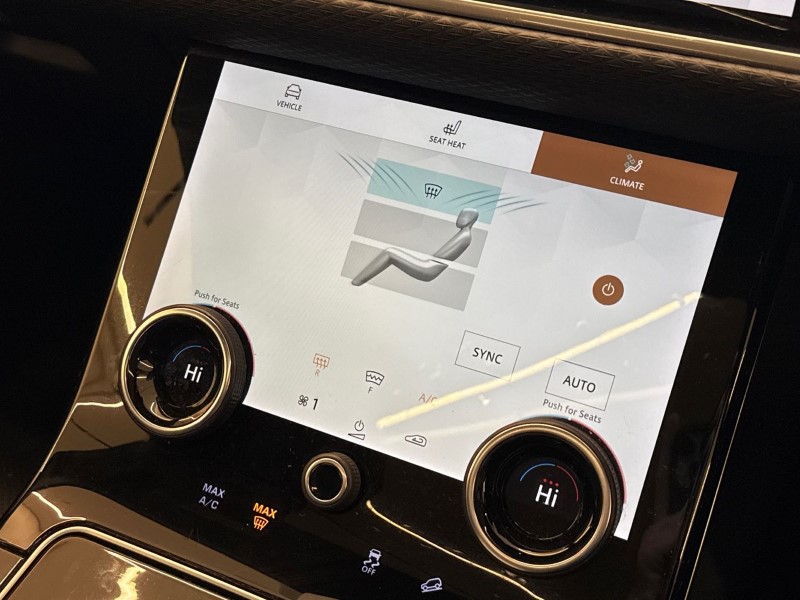 Used Land Rover Range Rover Velar 2021 for sale - 77420550: Photo 32