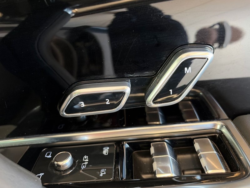 Used Land Rover Range Rover 2024 for sale - 76982079: Photo 25