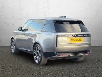 Used Land Rover Range Rover 2024 for sale - 76982079: Photo