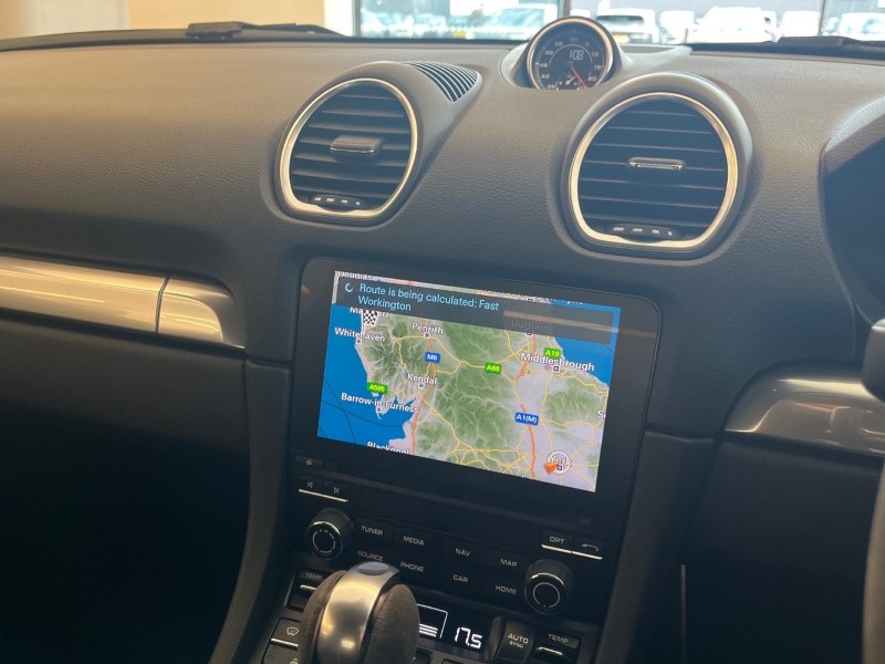 Used Porsche Cayman 2018 for sale - 76982078: Photo 11