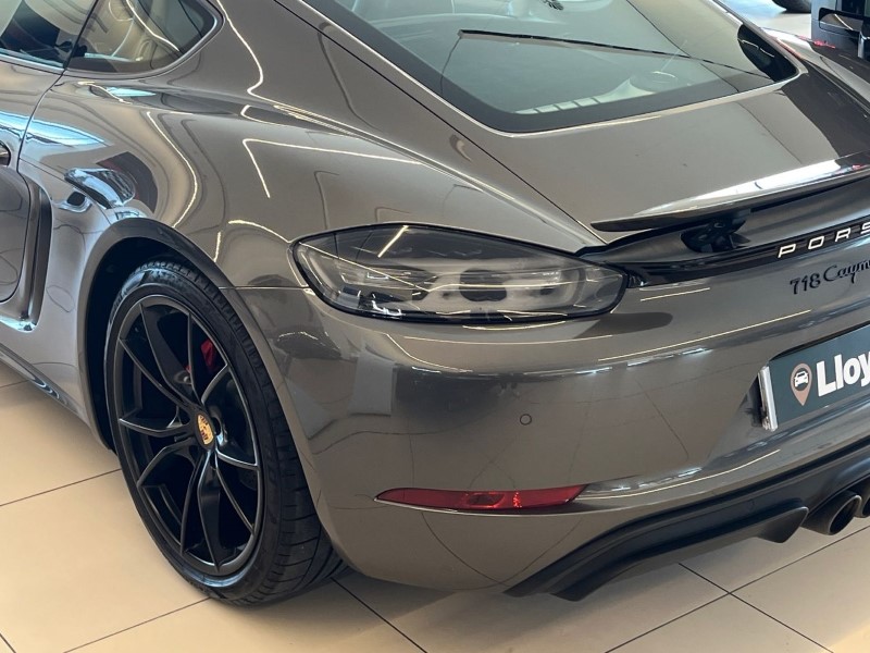 Used Porsche Cayman 2018 for sale - 76982078: Photo 19