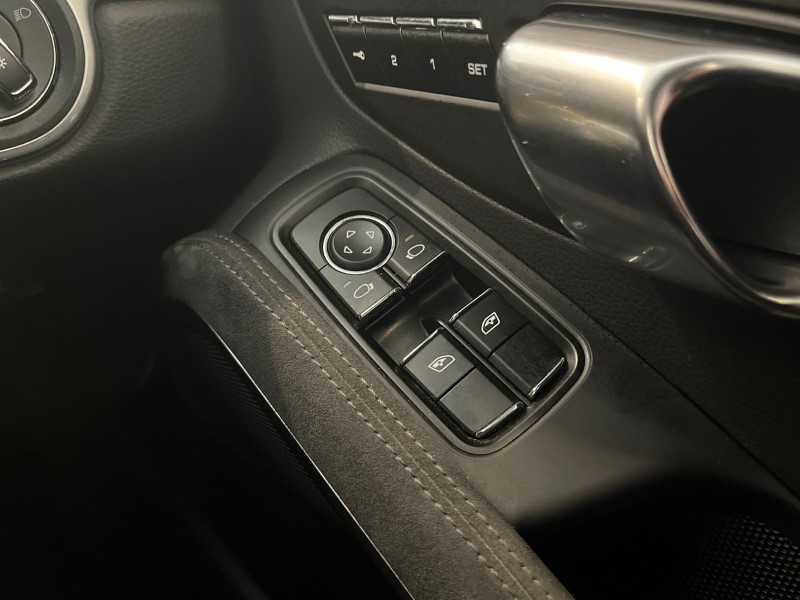 Used Porsche Cayman 2018 for sale - 76982078: Photo 22