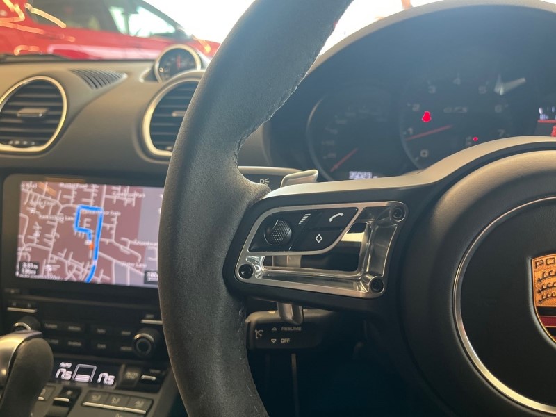 Used Porsche Cayman 2018 for sale - 76982078: Photo 26