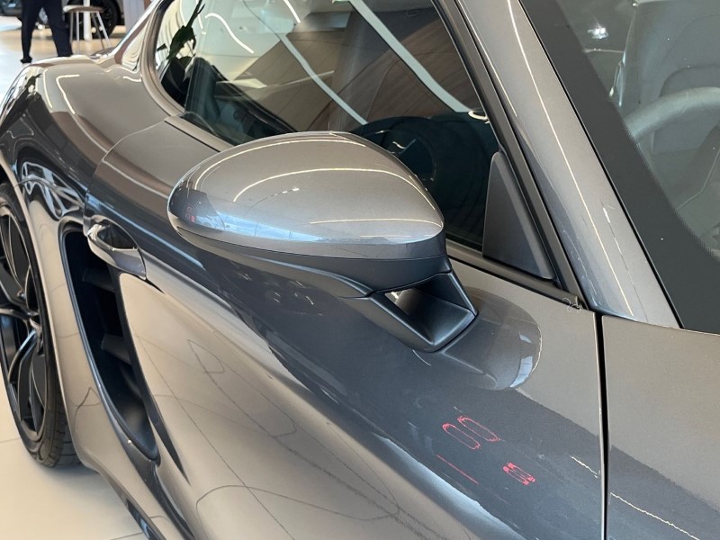 Used Porsche Cayman 2018 for sale - 76982078: Photo 46