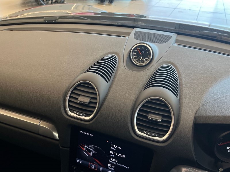 Used Porsche Cayman 2018 for sale - 76982078: Photo 48