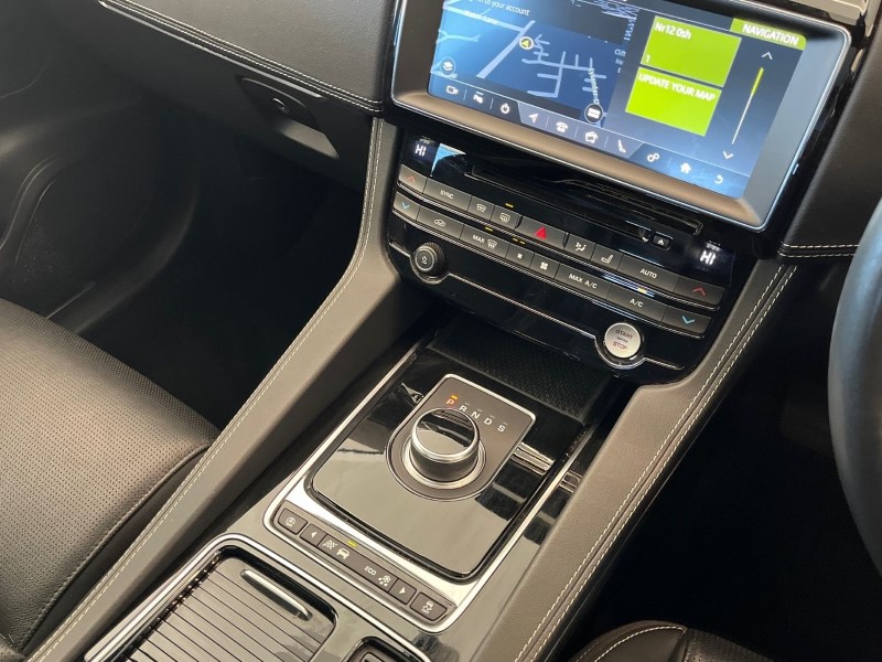 Used Jaguar F-Pace 2020 for sale - 77087664: Photo 13