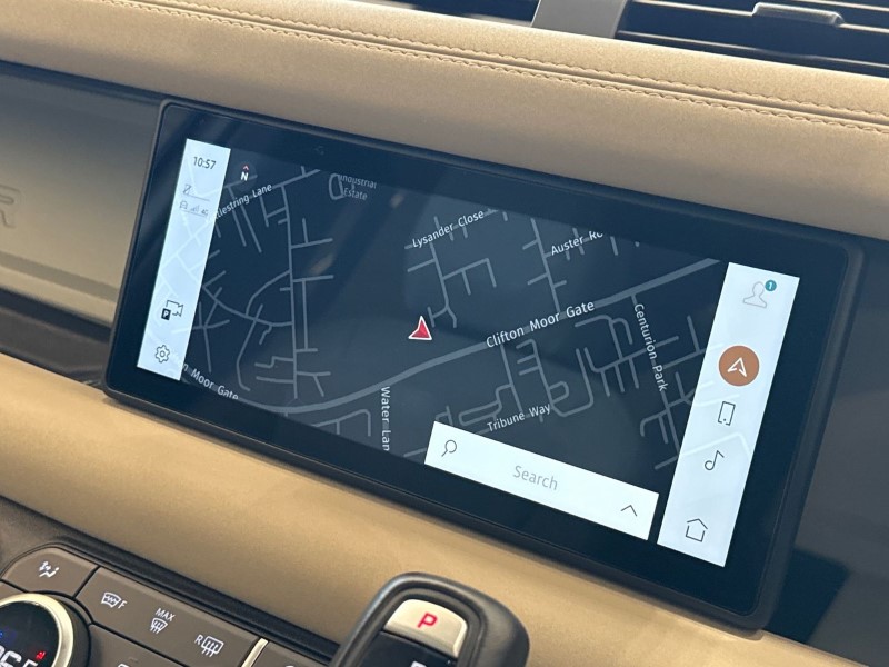 Used Land Rover Defender 2022 for sale - 76981611: Photo 11