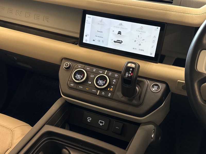 Used Land Rover Defender 2022 for sale - 76981611: Photo 13