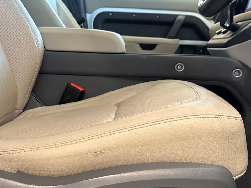 Used Land Rover Defender 2022 for sale - 76981611: Photo 24