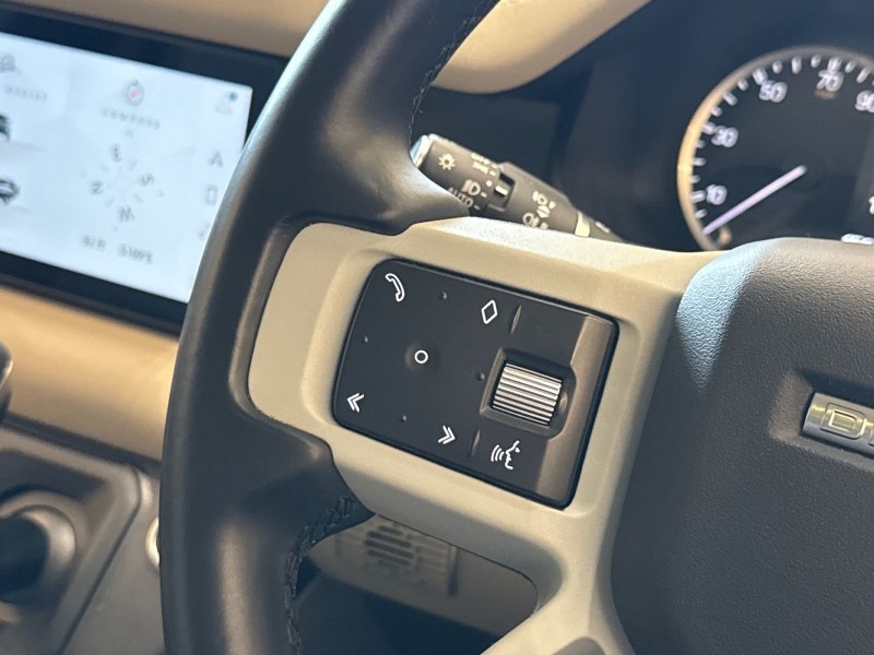 Used Land Rover Defender 2022 for sale - 76981611: Photo 27