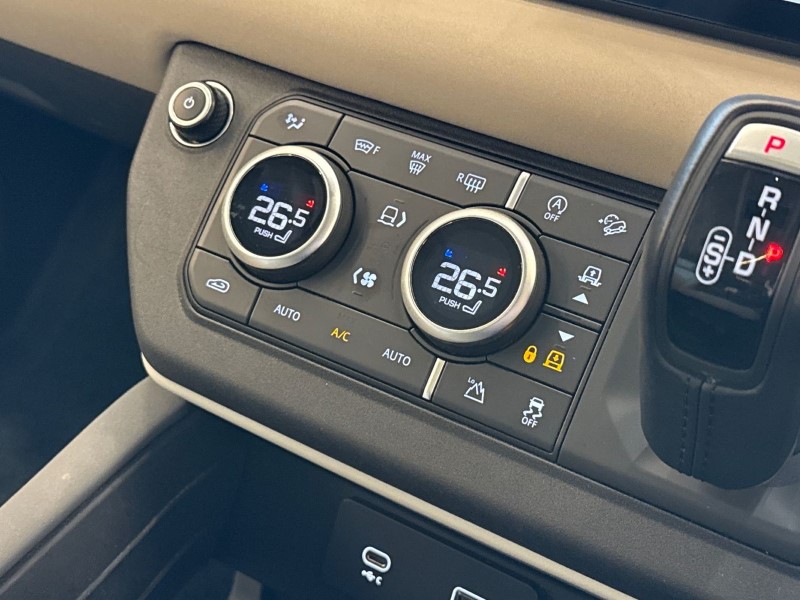 Used Land Rover Defender 2022 for sale - 76981611: Photo 33