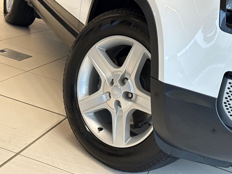 Used Land Rover Defender 2022 for sale - 76981611: Photo 41