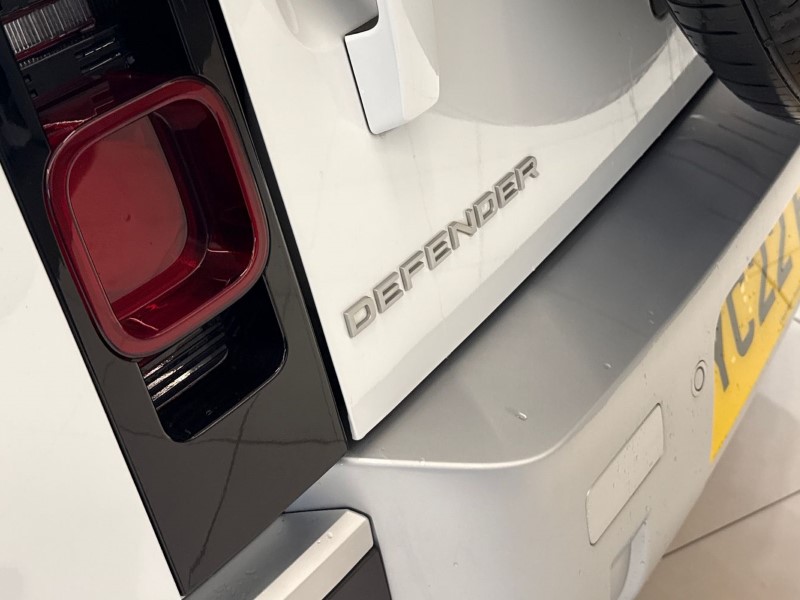 Used Land Rover Defender 2022 for sale - 76981611: Photo 43