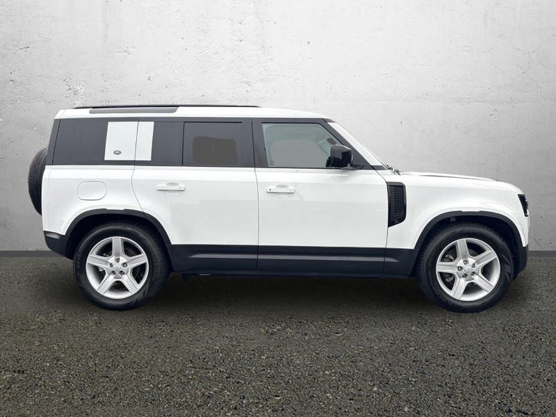 Used Land Rover Defender 2022 for sale - 76981611: Photo 5