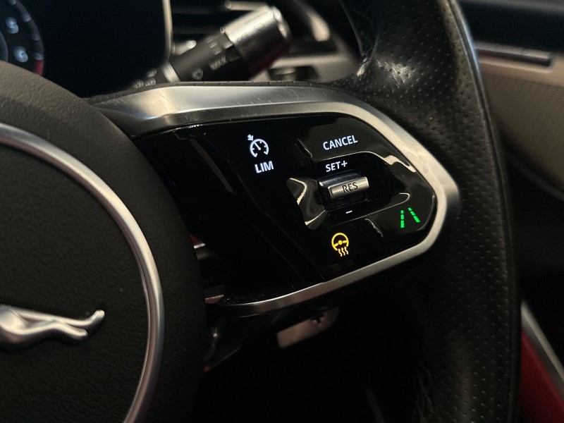 Used Jaguar F-Pace 2022 for sale - 77285826: Photo 29