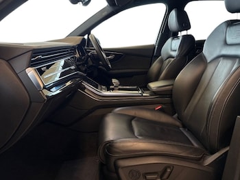 Used Audi Q7 2022 for sale - 77973656: Photo