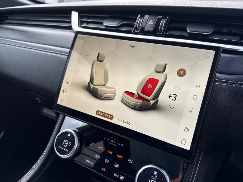 Used Jaguar F-Pace 2024 for sale - 78053248: Photo 34