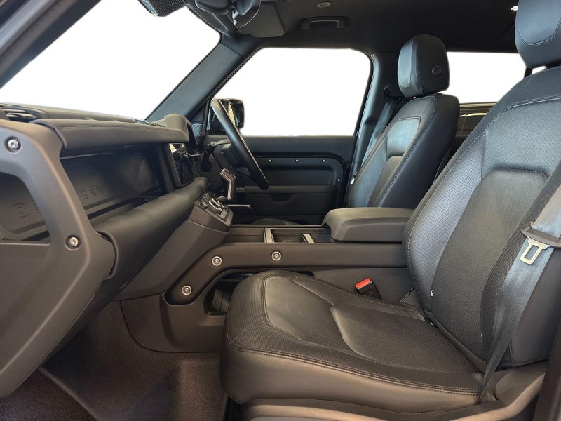 Used Land Rover Defender 2024 for sale - 77803955: Photo 3