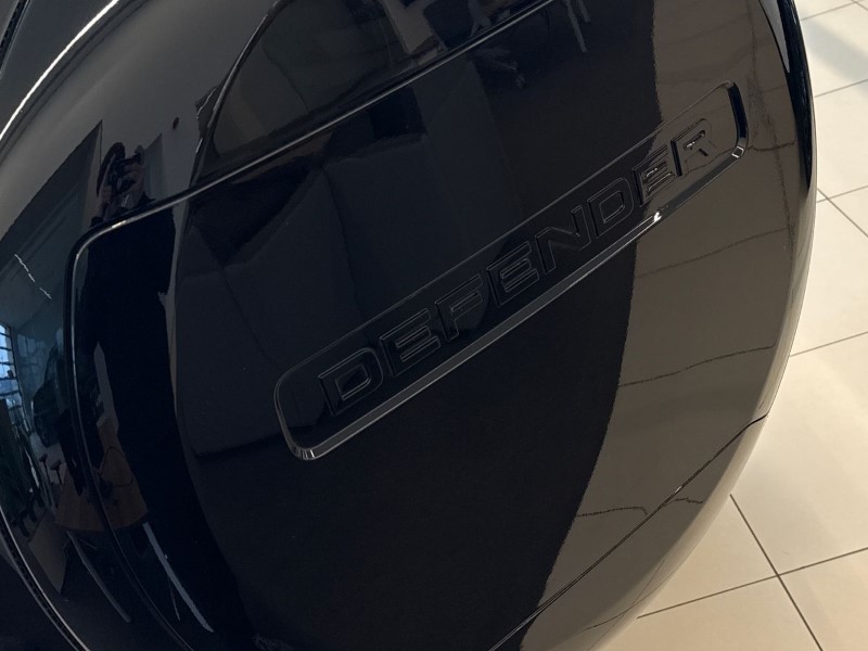 Used Land Rover Defender 2024 for sale - 77803955: Photo 44