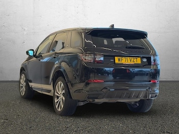 Used Land Rover Discovery Sport 2022 for sale - 77461950: Photo