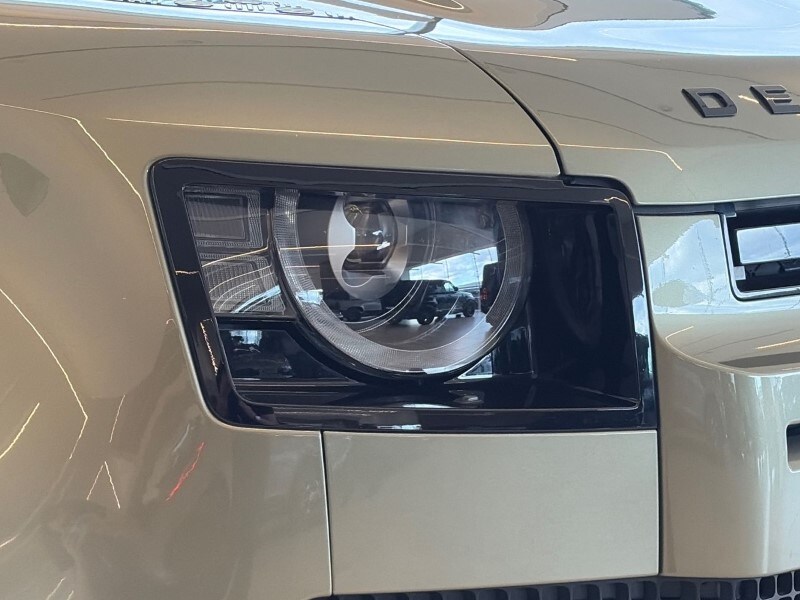 Used Land Rover Defender 2022 for sale - 78011192: Photo 17