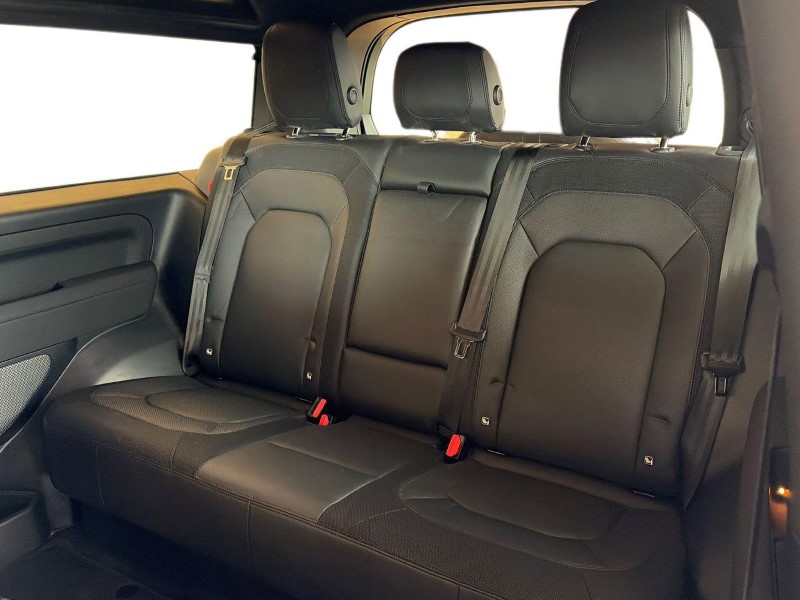 Used Land Rover Defender 2022 for sale - 78011192: Photo 4