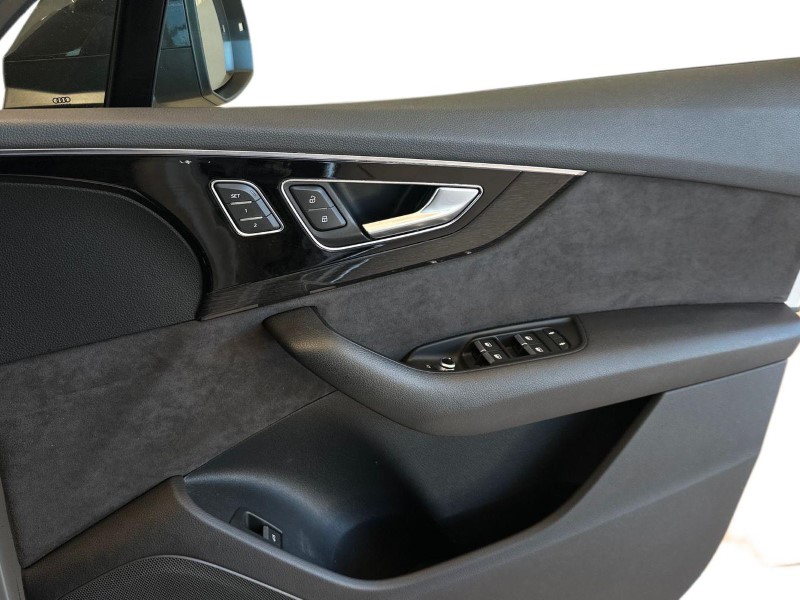 Used Audi Q7 2018 for sale - 77127621: Photo 23