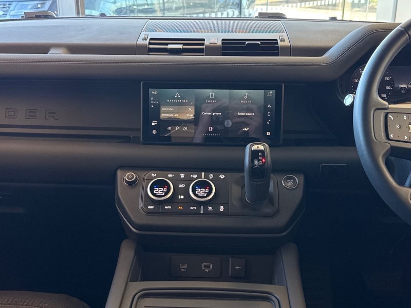 Used Land Rover Defender 2023 for sale - 77934545: Photo 14