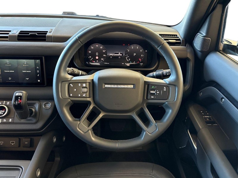 Used Land Rover Defender 2023 for sale - 77934545: Photo 15