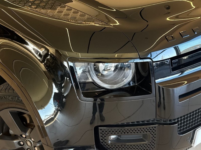 Used Land Rover Defender 2023 for sale - 77934545: Photo 17