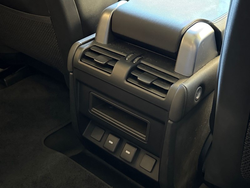 Used Land Rover Defender 2023 for sale - 77934545: Photo 18