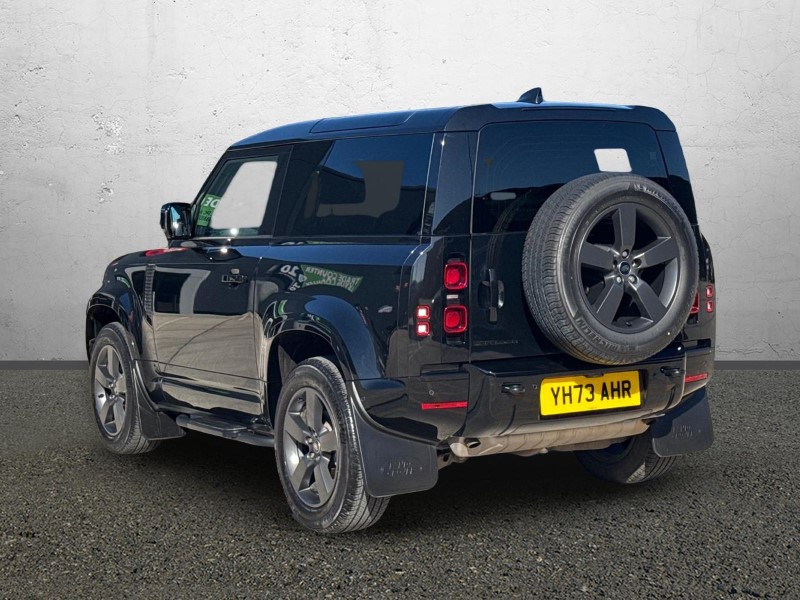 Used Land Rover Defender 2023 for sale - 77934545: Photo 2