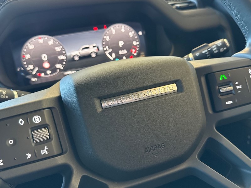 Used Land Rover Defender 2023 for sale - 77934545: Photo 27